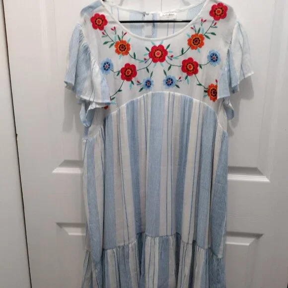 By The River Embroidered Stripe Dress Size Large Blue White Floral Boho Midi - Picture 8 of 11